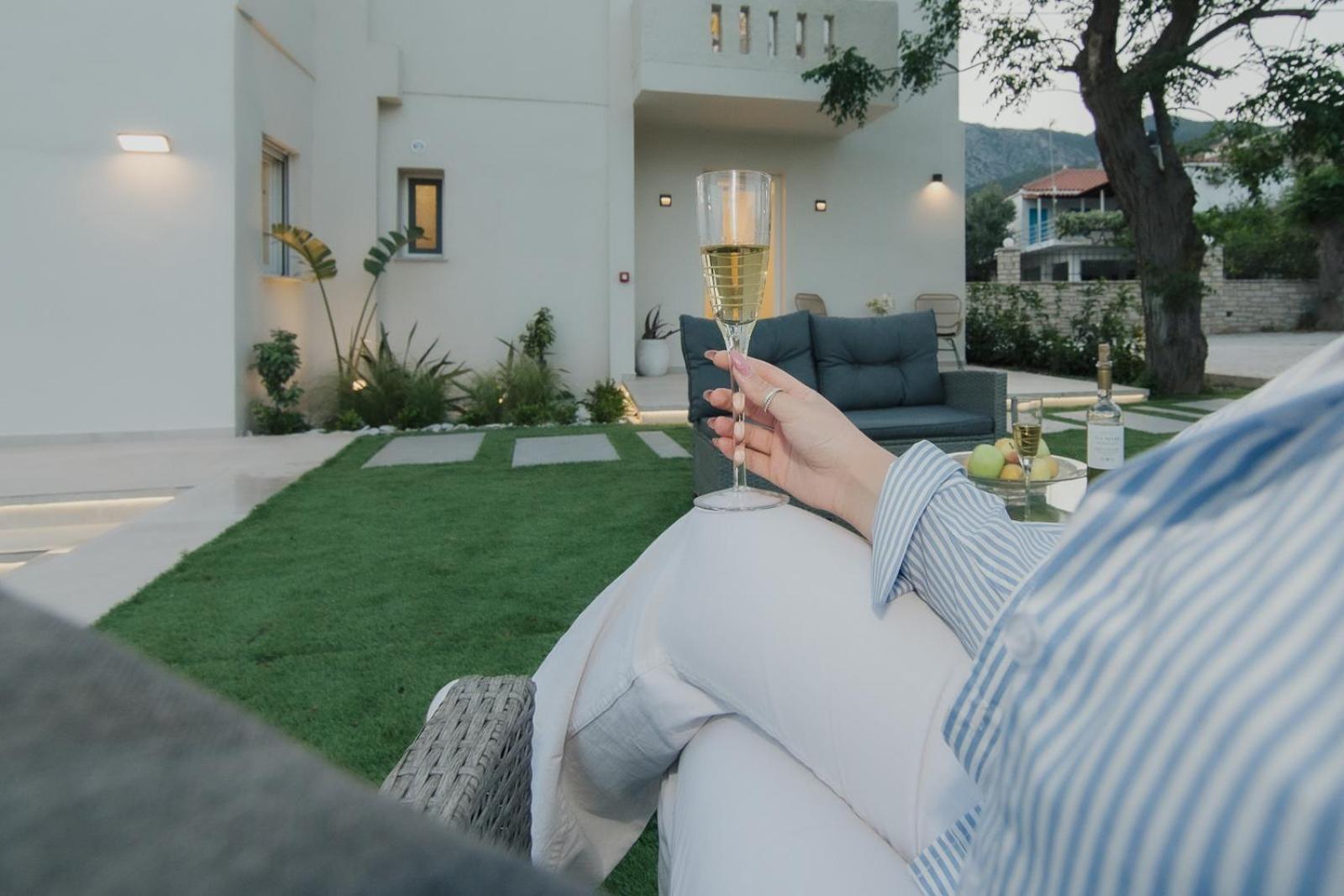 Le Jardin Apartments Kampos Marathokampou Buitenkant foto
